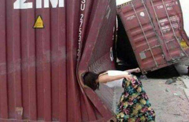 头顶击高球教学羽毛球,头顶击高远球动作