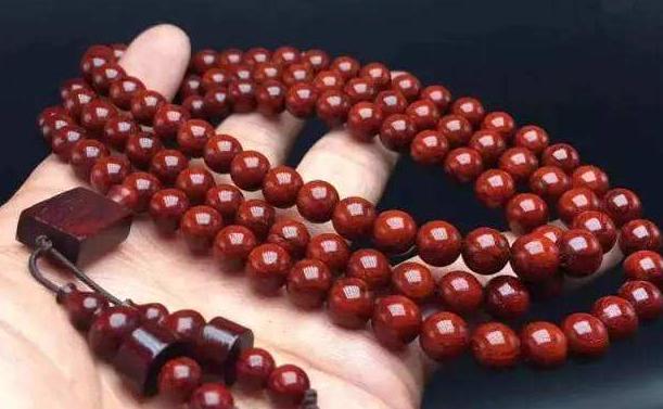 小叶紫檀盘黑了怎么处理,小叶手串盘黑了怎么恢复