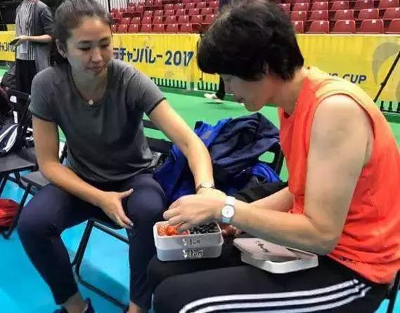 中国女排世界杯十一连胜卫冕赛事,中国女排卫冕世界杯十连胜张常宁