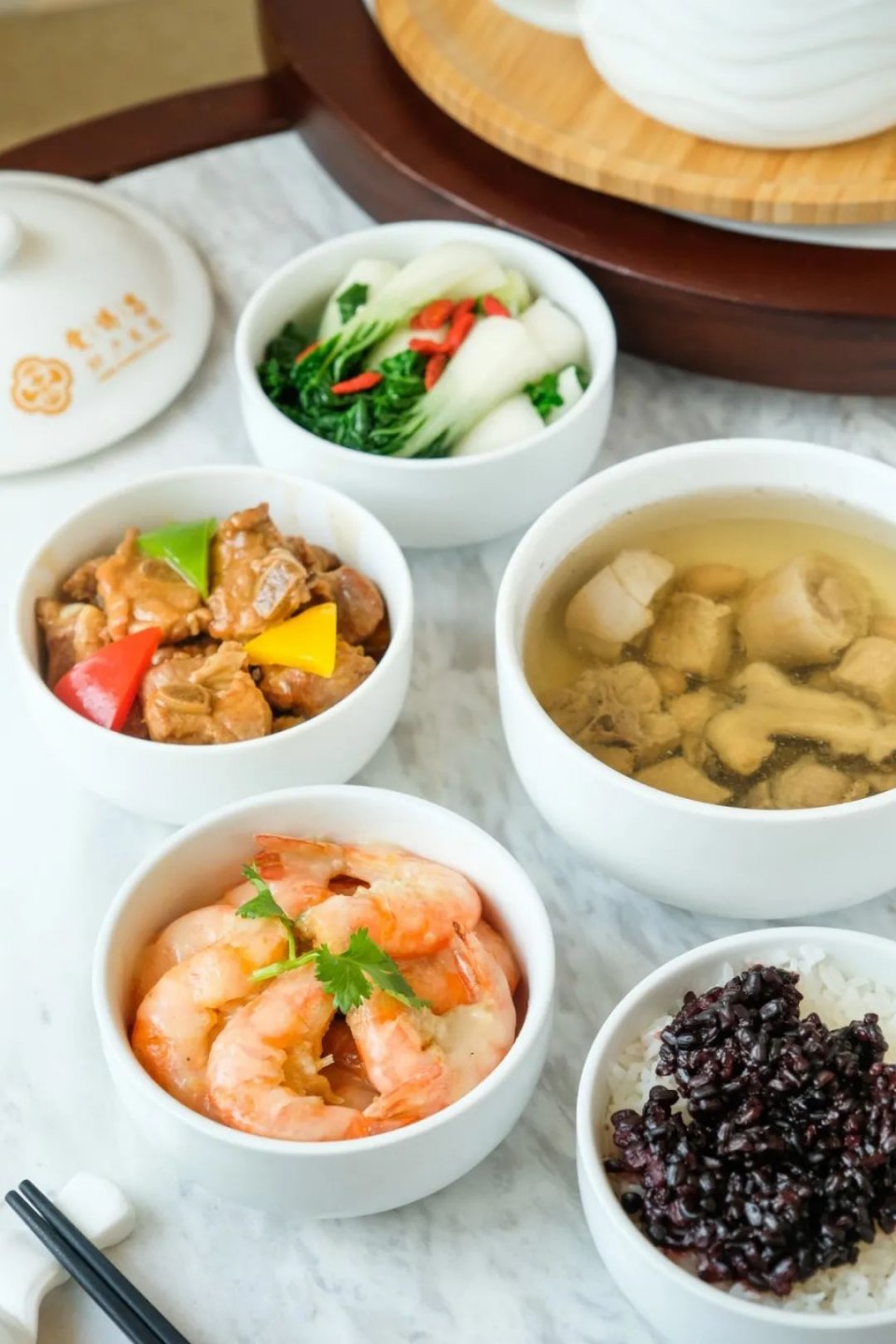 剖腹产专家推荐月子餐,月子餐明星推荐