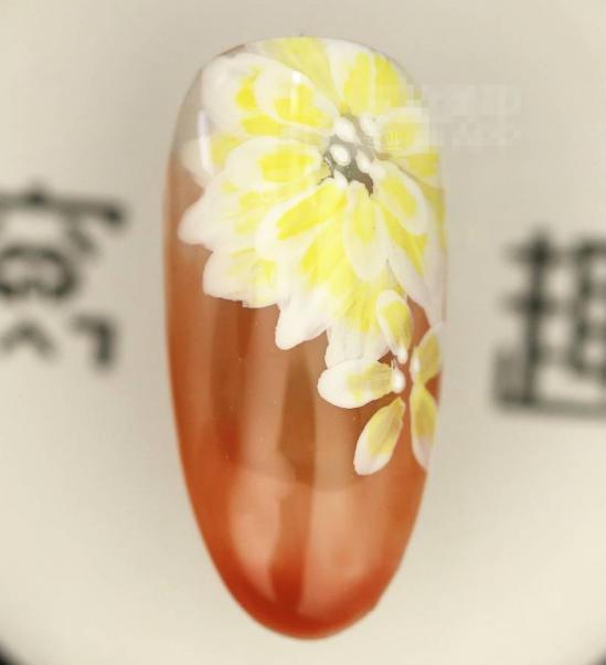 晕染美甲教程大全简单,法式晕染美甲教程美甲图片