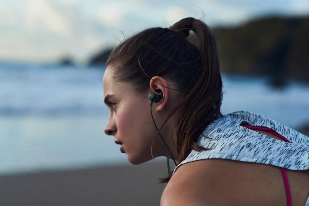 推荐一款千元无线耳机,千元耳机airpods值得买吗