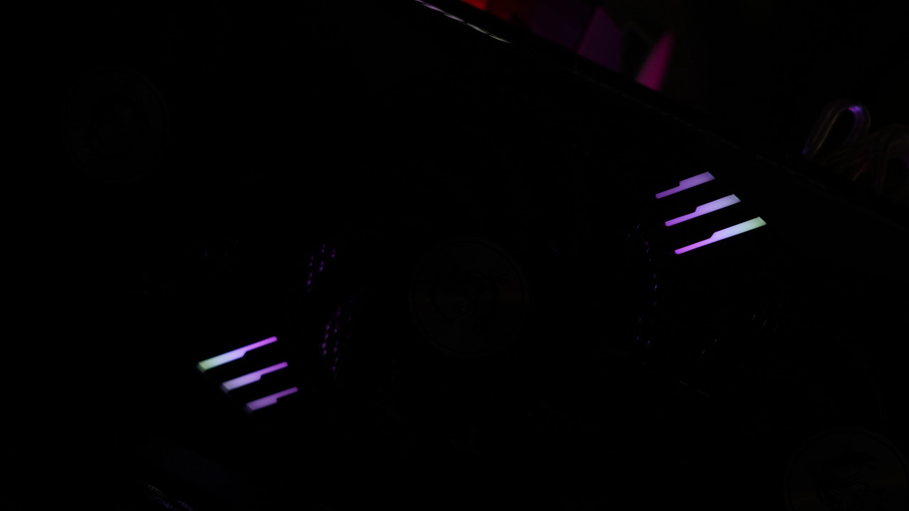 哪个机箱可以装3槽显卡,什么样的显卡适合装itx主机