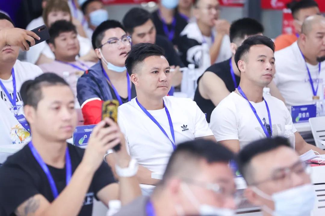 瀹夊叏绗竴涓氱哗涓虹帇,涓浗鍑忚偉璁粌钀ユ寫鎴樿禌