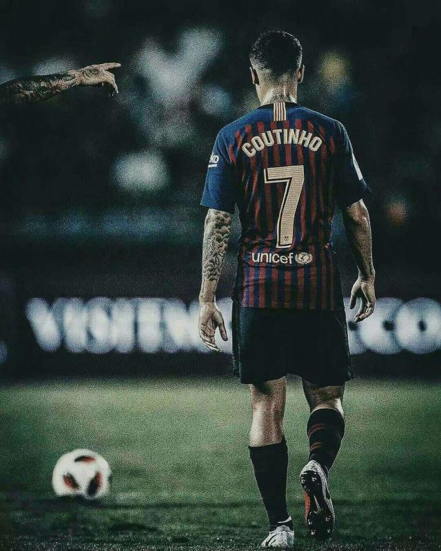 梅西和c罗谁欧冠进球率高,梅西和c罗谁过人强