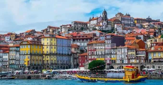 行走的老钱：私奔去浪漫的“两牙”