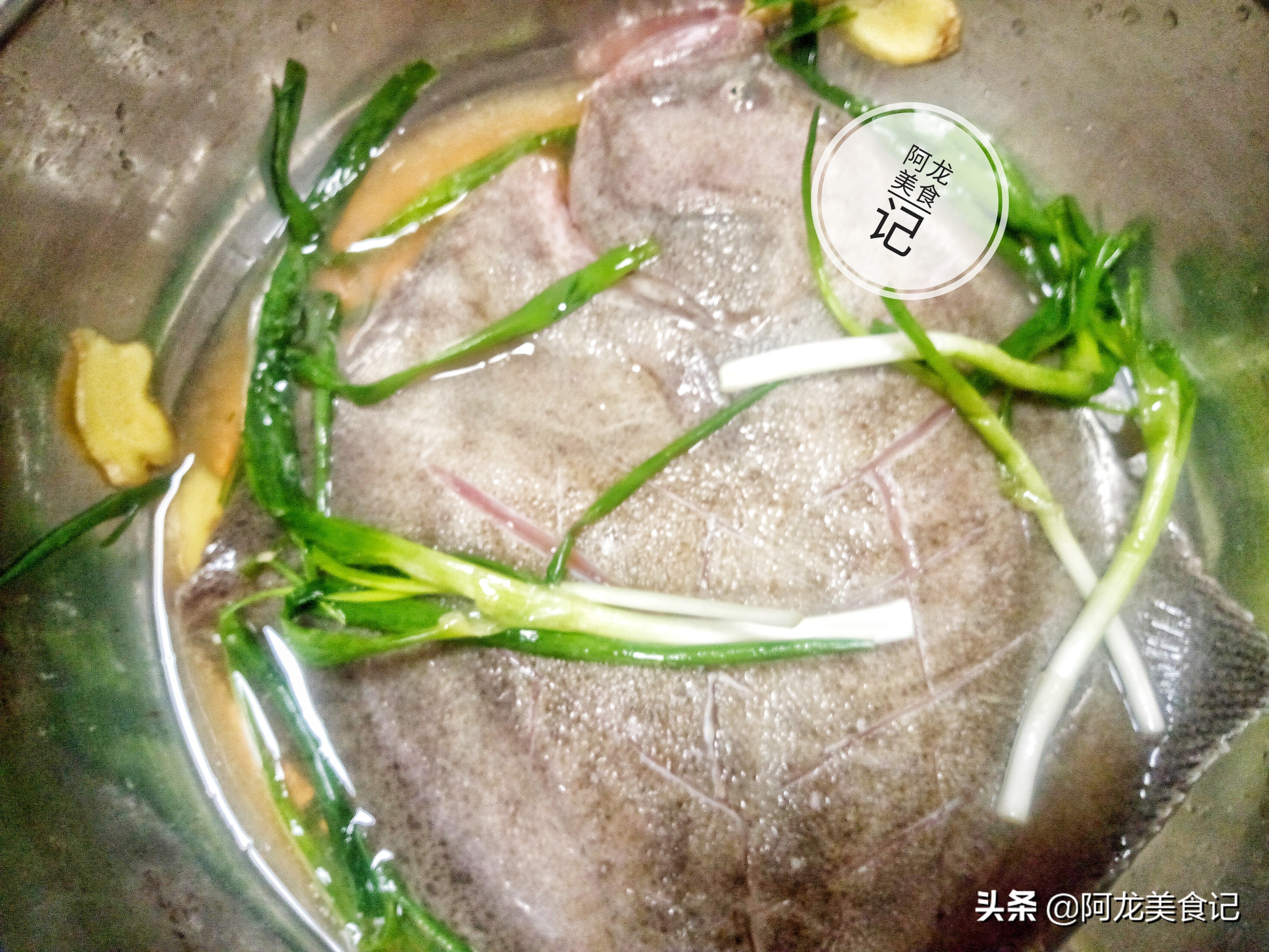 清蒸多宝鱼最正宗的做法,清蒸多宝鱼简单易学鲜美软嫩