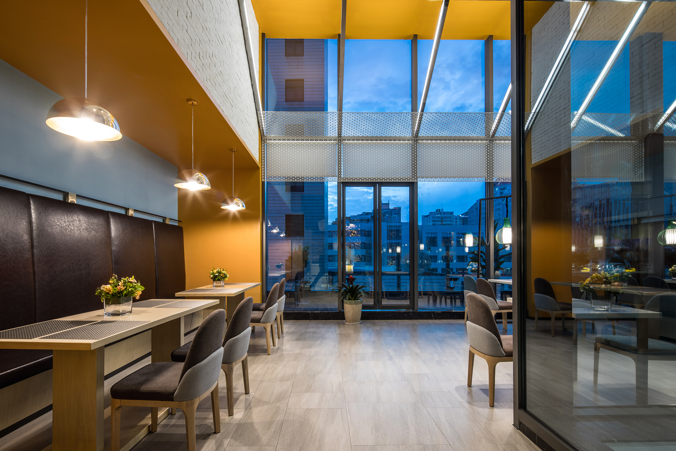 用设计定制生活，昆明ibisstyles品牌酒店设计！