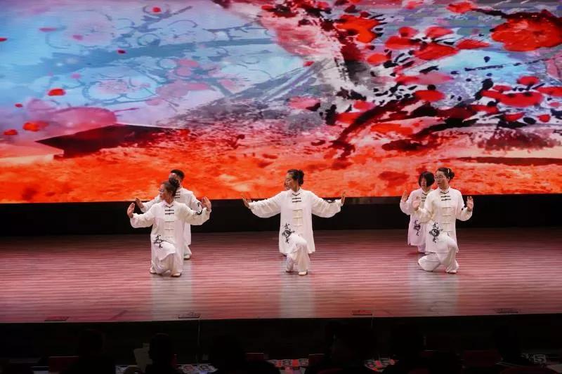 第十四届健身气功比赛视频,全民健身运动会健身气功比赛