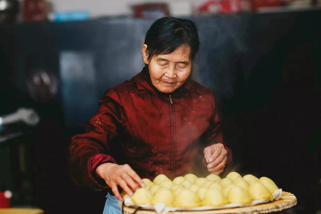 吃为人生第一大事，跟着周刊走近祖国各地的年夜饭吧