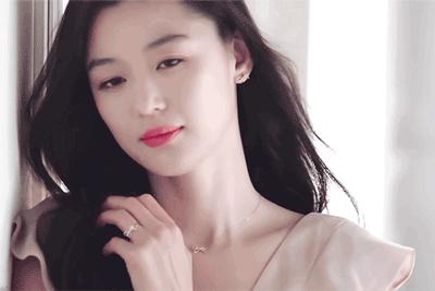 应采儿自曝产后脱发,应采儿产后脱发严重