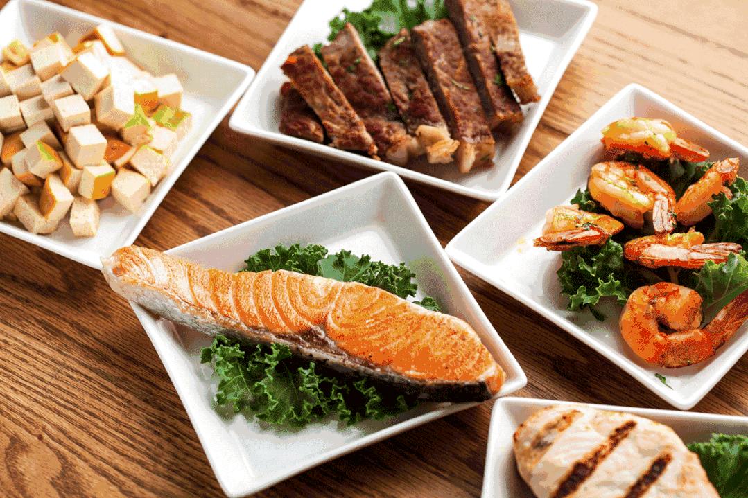 中老年人蛋白质摄入量,中老年人每天蛋白质摄入量多少