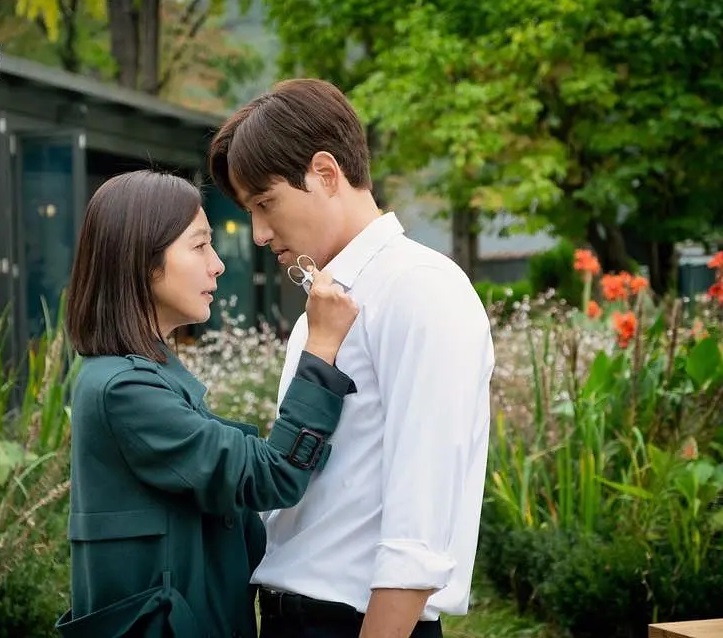 韩国黑马电视剧，开局即高能，尺度大到将被政府处罚