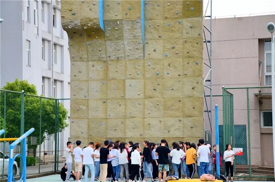 厉害了我的大学！100张图告诉你，有一种青春叫瑶湖高校！