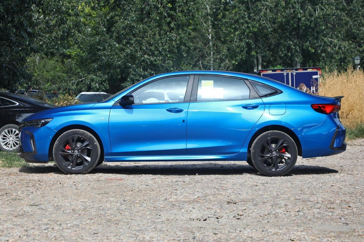 别克威朗四缸1.5t表现,别克威朗2020款三缸1.5t