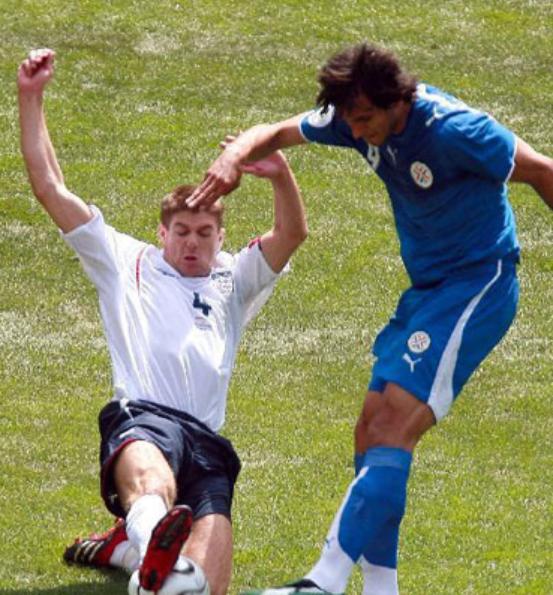 回顾06年世界杯的决赛,英格兰双德阵型