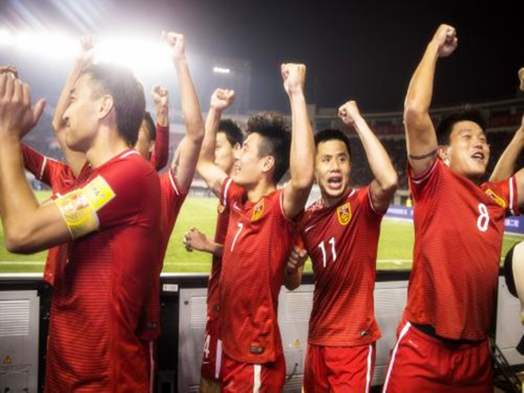 留洋足球青训去哪个国家好,留洋和青训