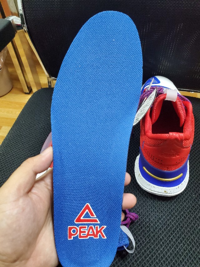 路威态极闪现测评,匹克态极闪现路威测评