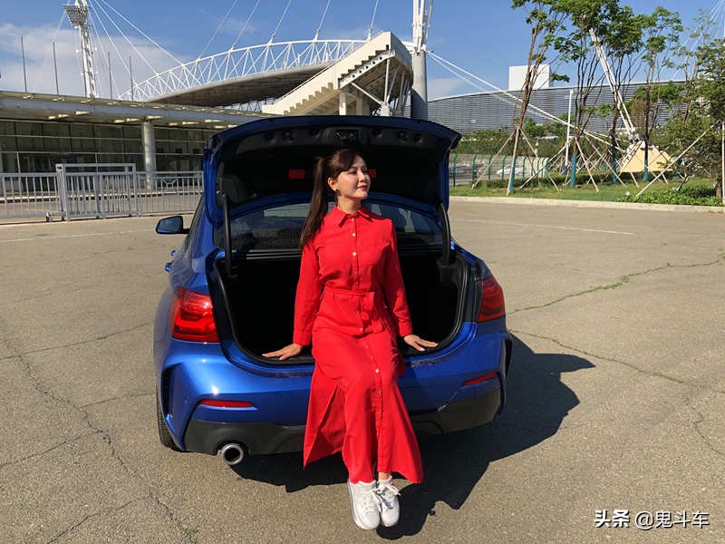 宝马118m试驾,宝马118im运动版测评