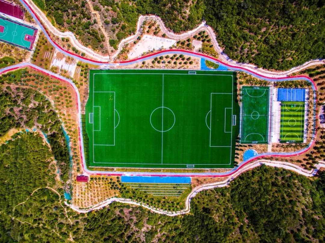 石家庄最高级的足球场,足球场拍照高级感唐山