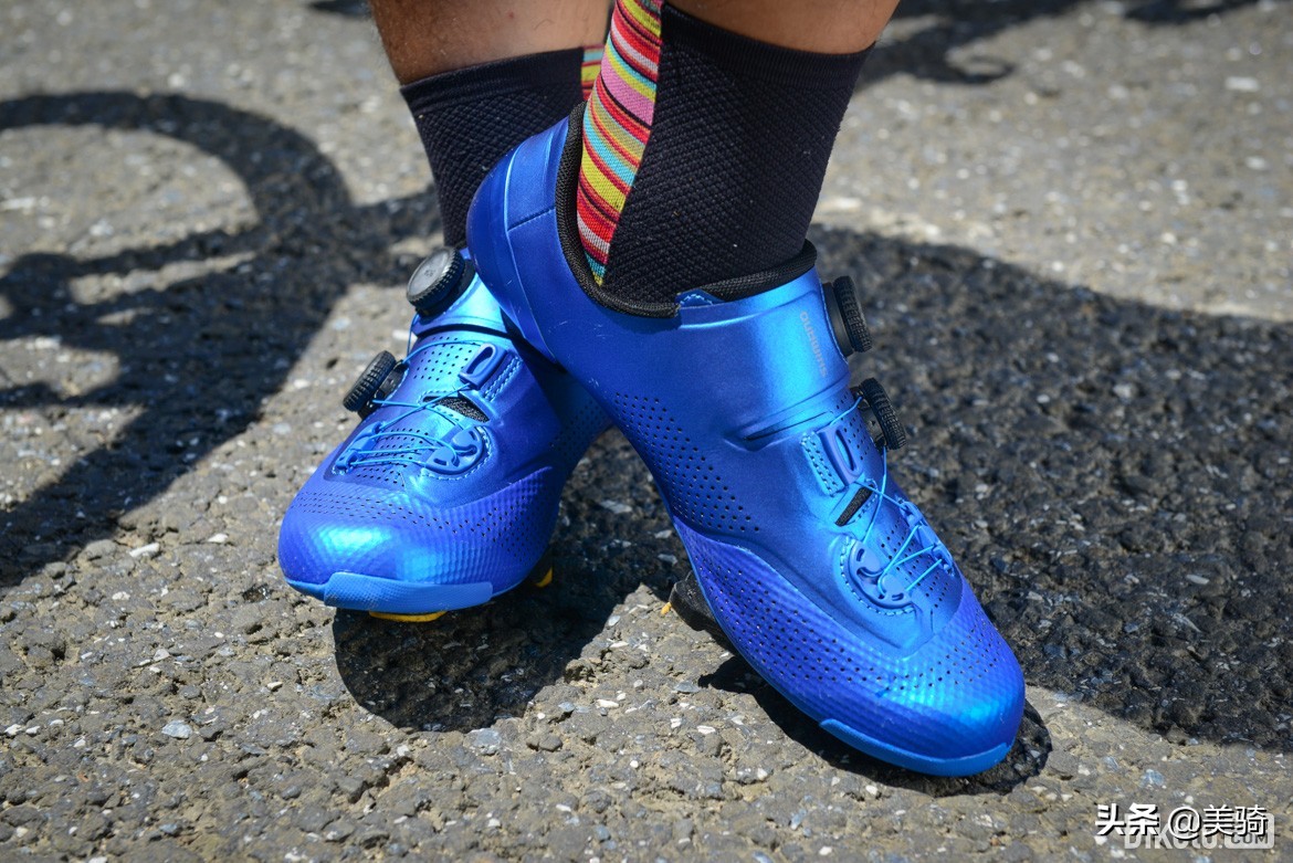 禧玛诺rc902顶级锁鞋,禧玛诺rc100锁鞋评测