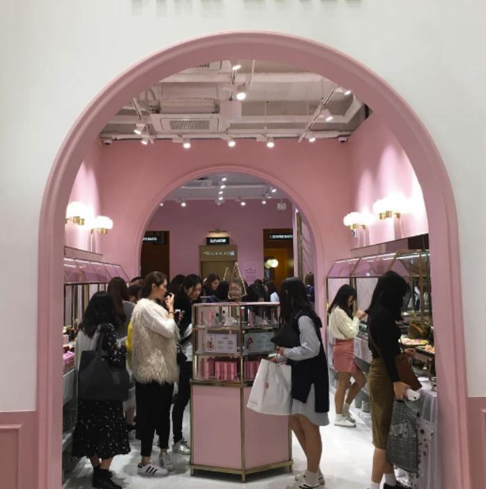 韩国首尔必吃,韩国明洞面膜必买清单