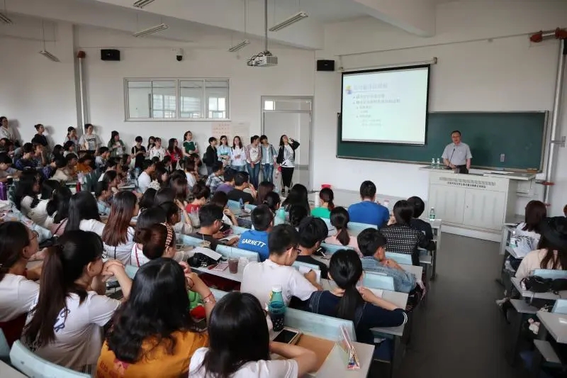 国际本科招生翻译专业,招生推广翻译