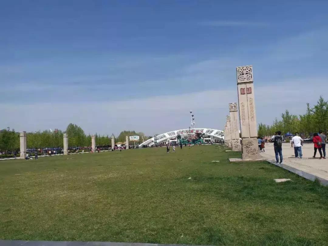 石家庄草莓采摘基地推荐,石家庄周边采摘园摘草莓