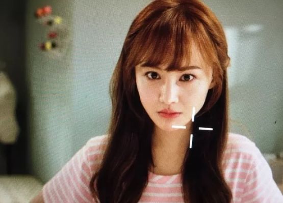 发际线高适合刘海教程不用卷发棒,发际线高不让有刘海怎么扎马尾