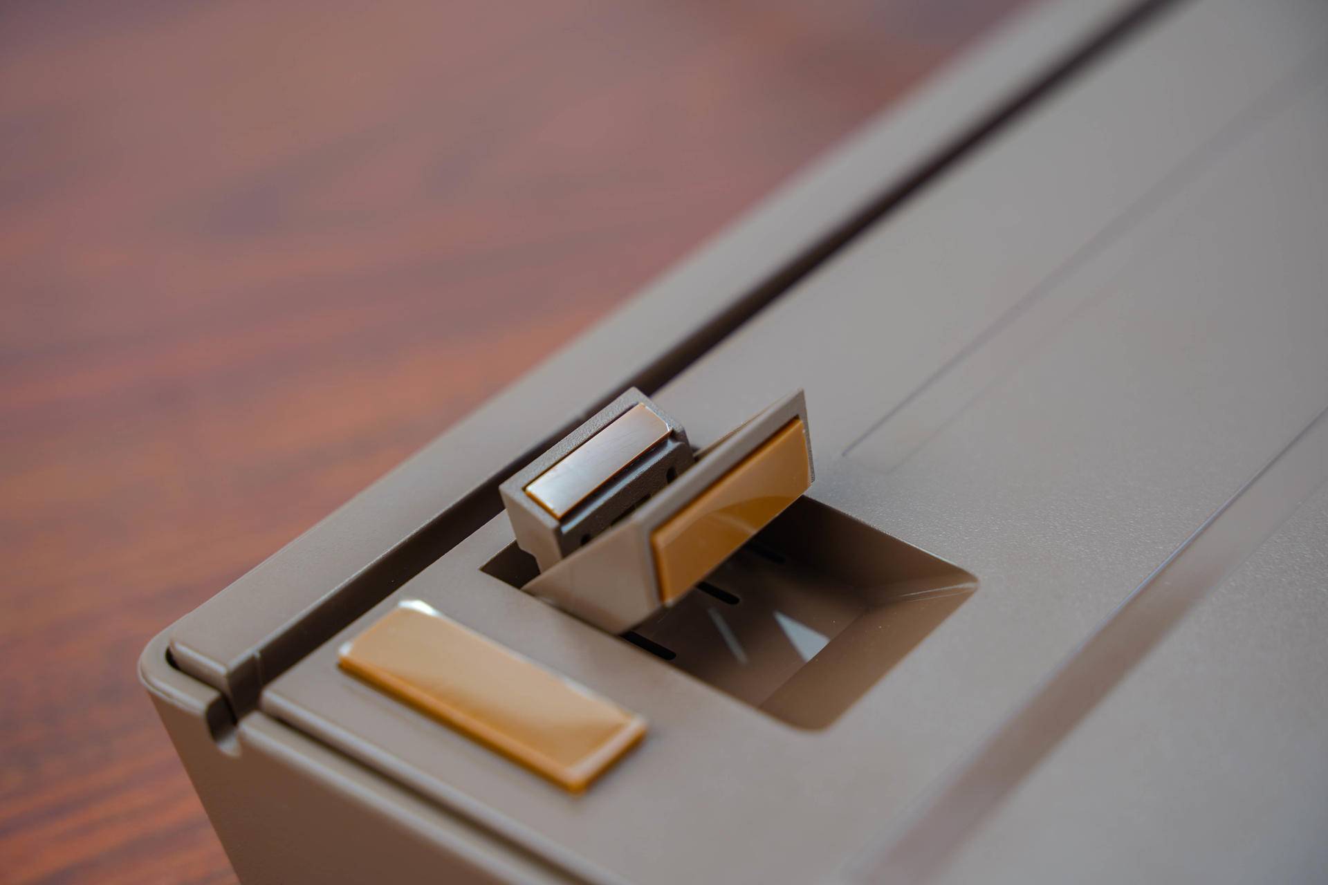 黑爵机械键盘ak993怎么样,黑爵ak33青轴机械键盘怎么样