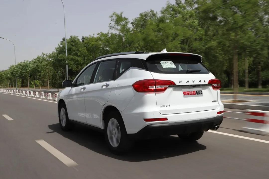 新款哈弗m6试驾,试驾哈弗m6手动精英智联型