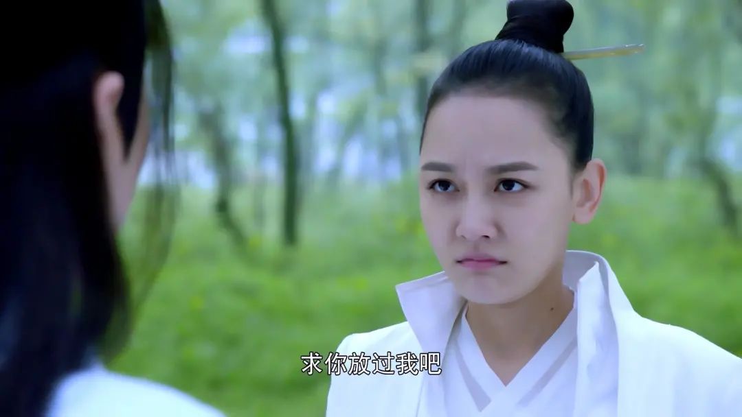 呕了……看完这部《新白蛇传》，我想向“四千年美女”道歉