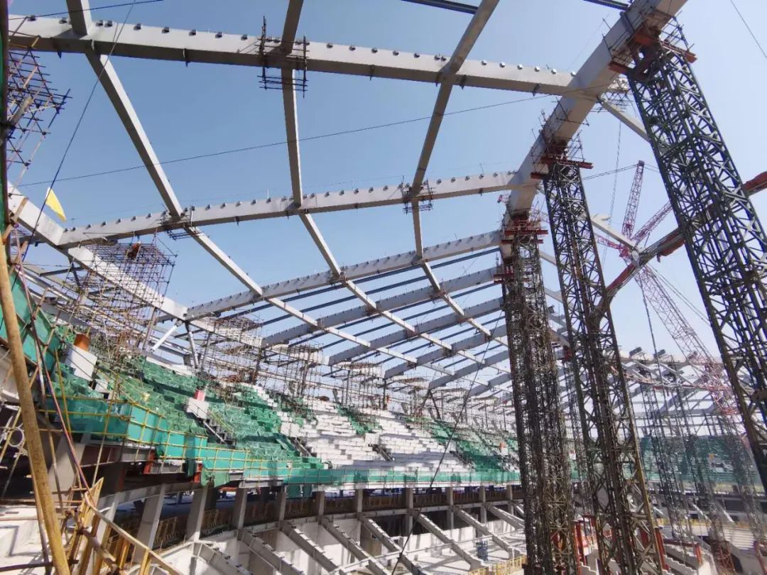 浦东白玉碗足球场,上海首座专业足球场