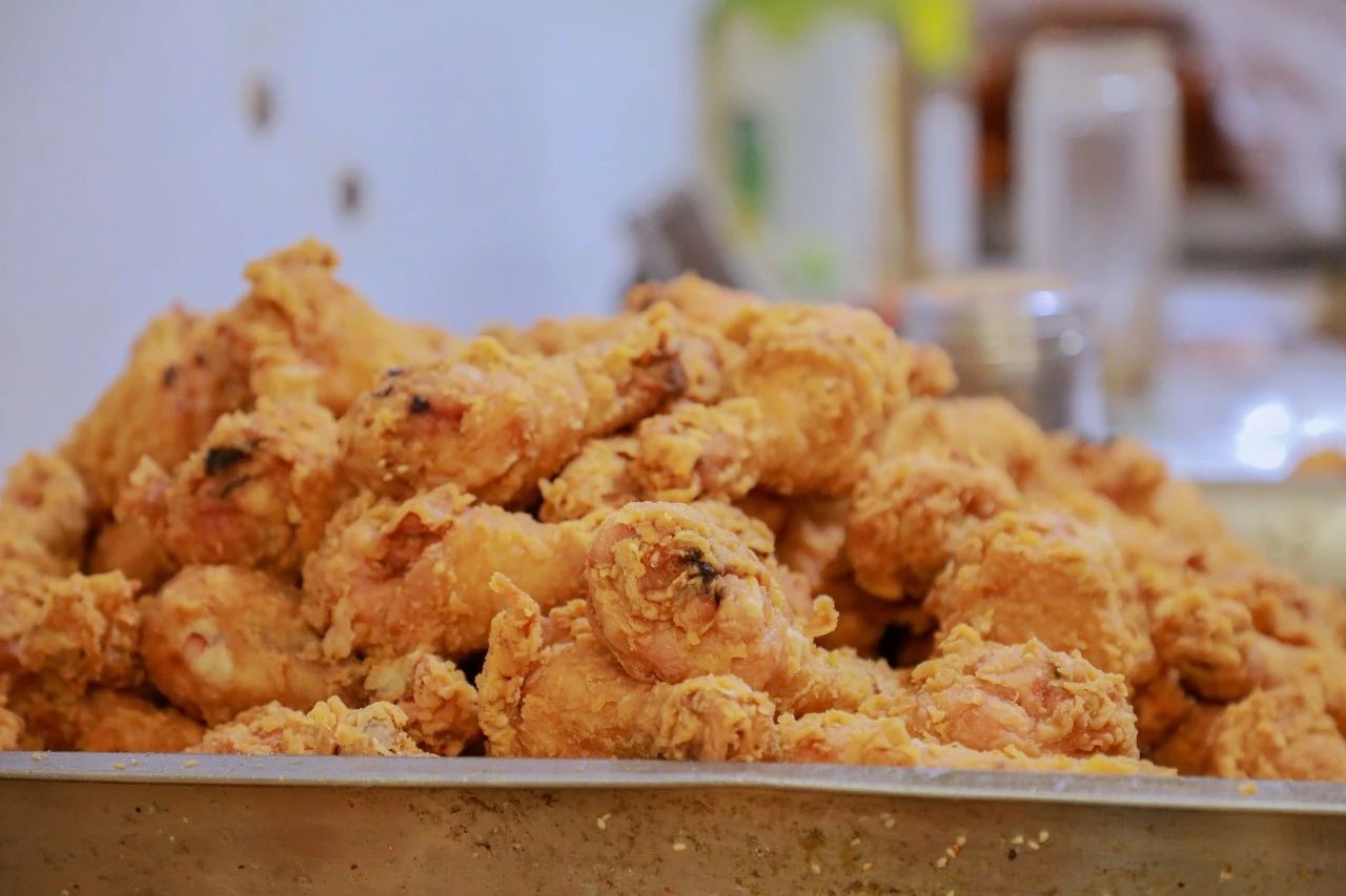 一百块钱吃遍牛街,挑战100元吃牛街