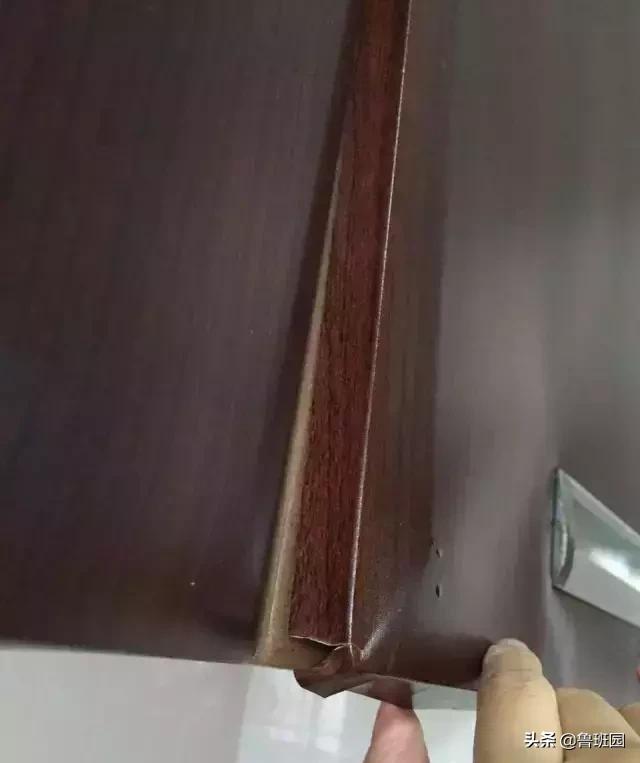 玻璃柜门开胶怎样修理,吸塑柜门开胶了怎么办