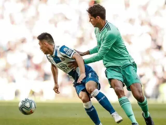 孙兴慜武磊射门时间,客场打韩国武磊将对决孙兴慜