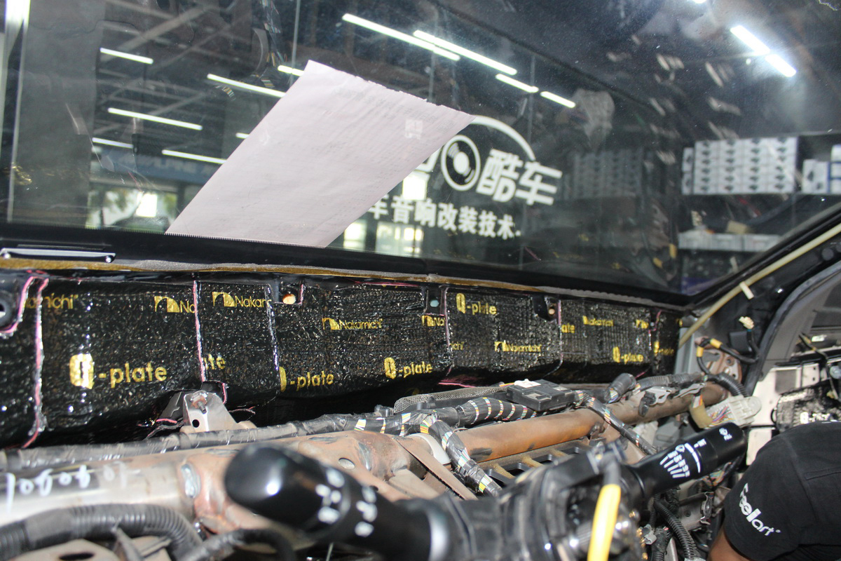 丰田皇冠2018款隔音什么水平,丰田皇冠隔音实测