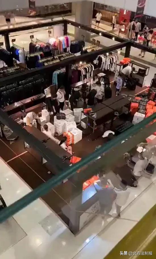 匡威兔年限定值得买吗,鬼冢虎特卖会