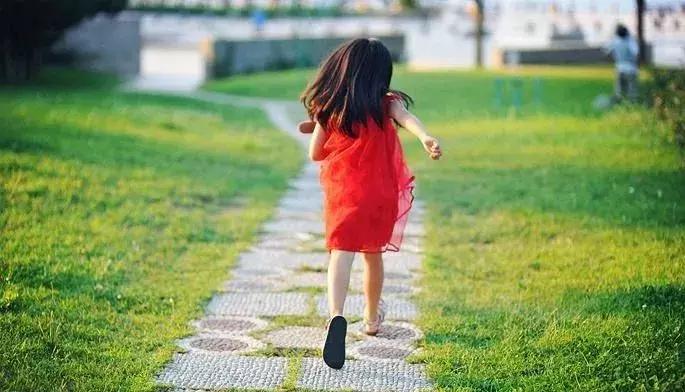 阳气发于什么穴位,中医认为人体阳气的根在肾