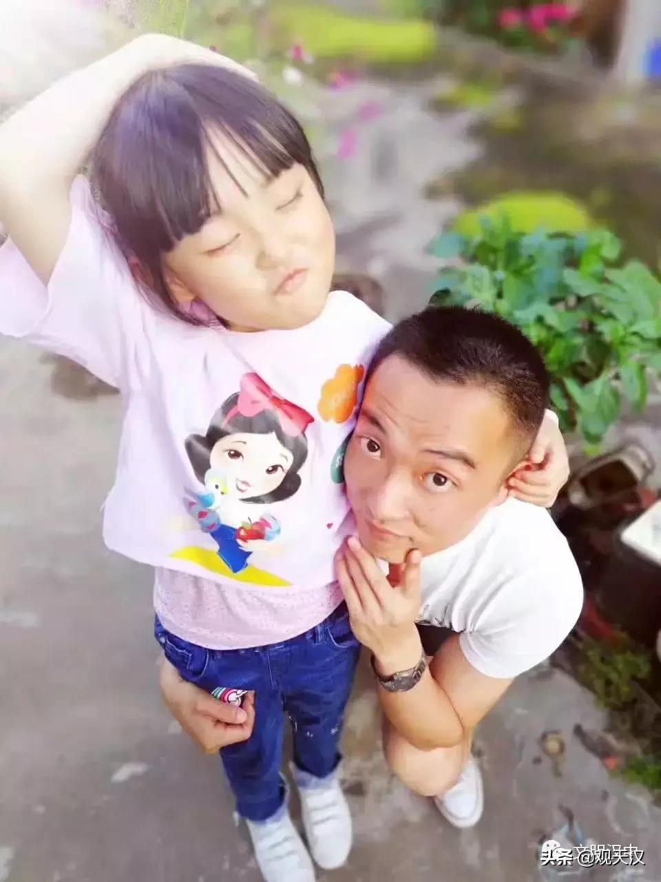 让课本也能美上天!汉中这位爸爸为女儿手绘插画书皮,画风暖爆了