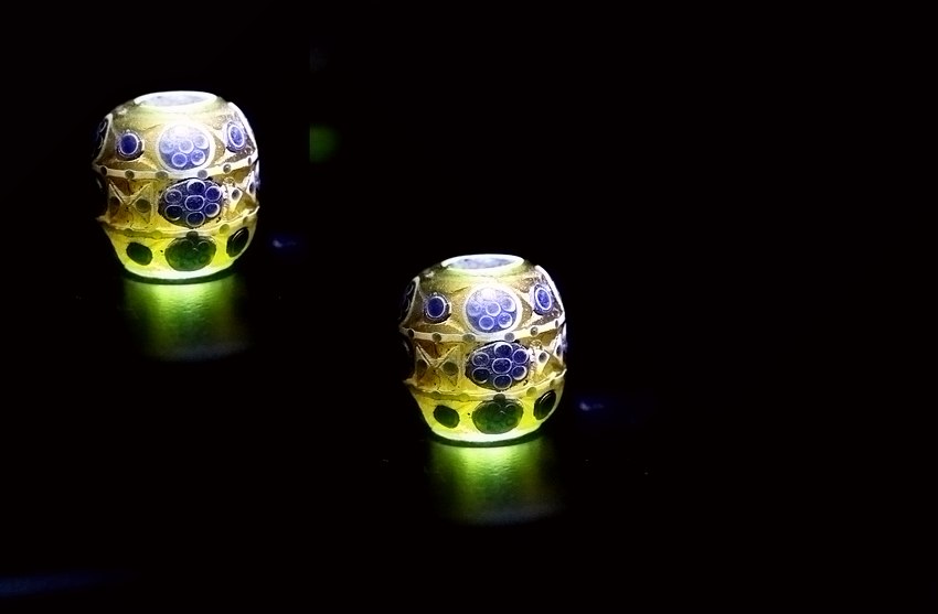 认识传统工艺景泰蓝,老琉璃珠怎么辨别