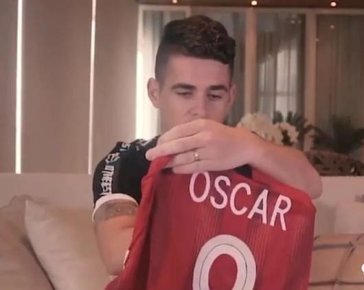 阿根廷为梅西封存10号球衣,奥斯卡足球故事