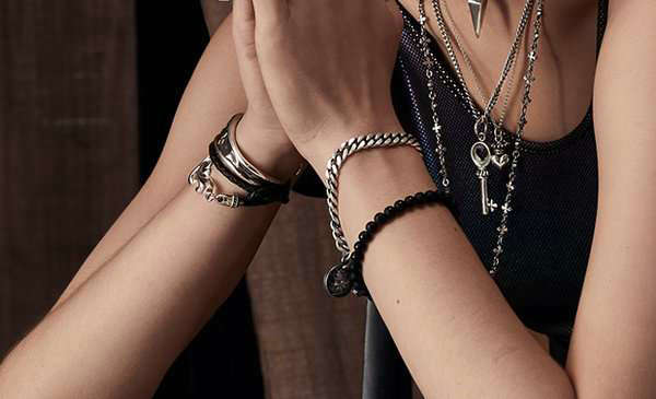 女生手链奢侈品牌有哪些,手链什么牌子比较好轻奢