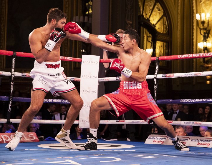 孟繁龙打贝特比耶夫,孟繁龙ko贝特比耶夫