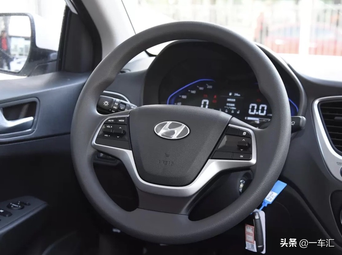 2017年现代悦纳可以卖多少钱,7万多现代车