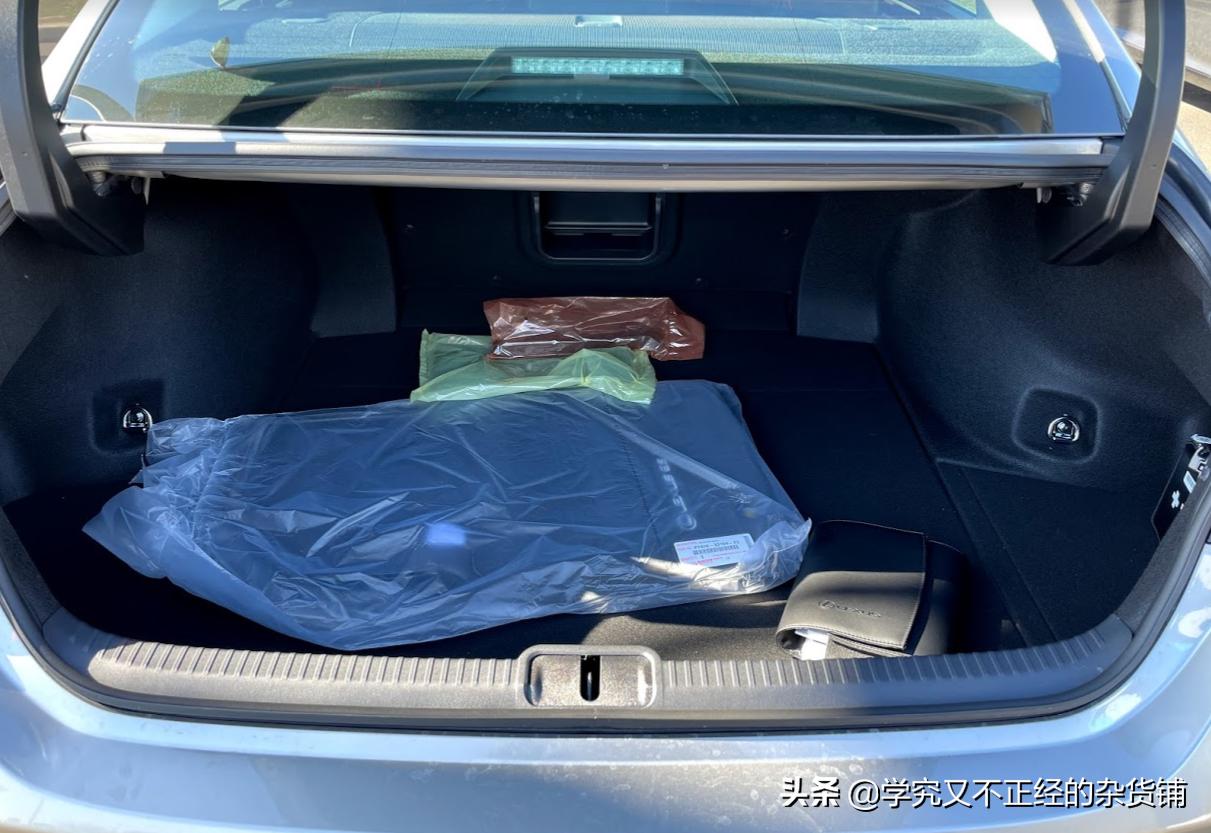 09年es200和es350有什么不一样,雷克萨斯es200和es350什么区别