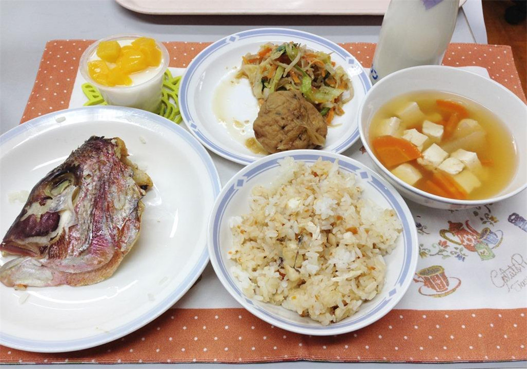 孩子挑食不爱吃菜不爱吃肉,孩子挑食爱吃肉怎么办