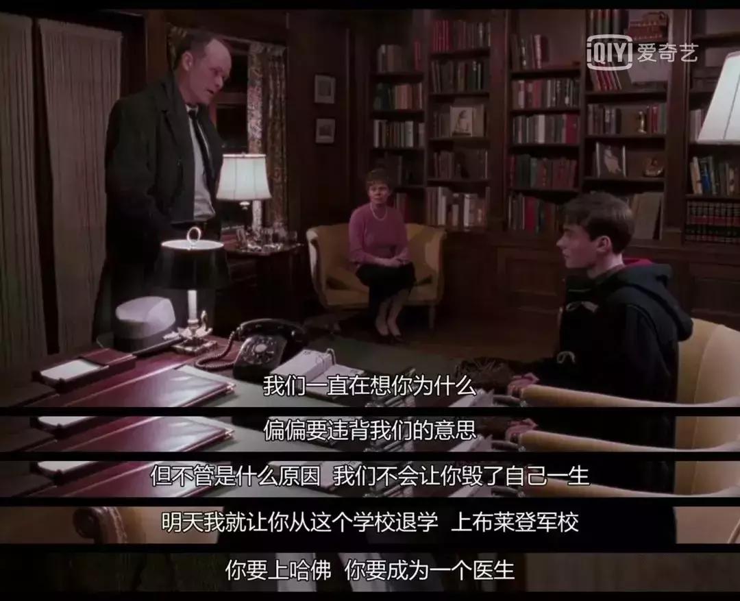 17岁男孩跳桥自杀事件后续,17岁男孩跳桥5分钟完整视频