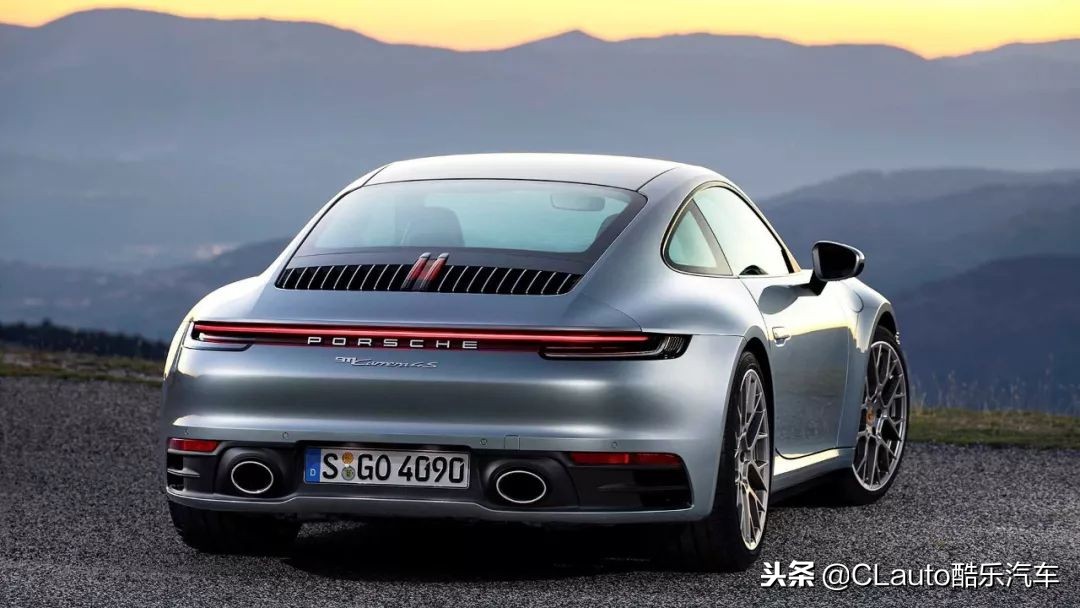 911时速多少最省油,保时捷911turbos敞篷版