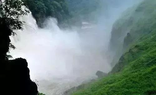 观赏黄果树瀑布领略它的壮观,第二次观赏黄果树瀑布视频